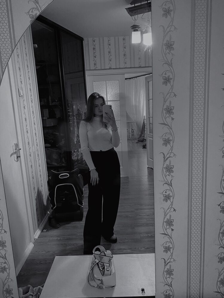  ,   Polina, 22 ,   ,   , c , 