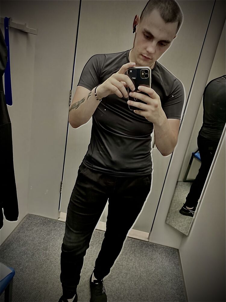  ,   Aleksandr, 20 ,   ,   
