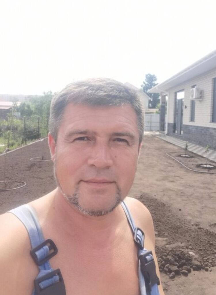  ,   Ruslan, 45 ,   ,   