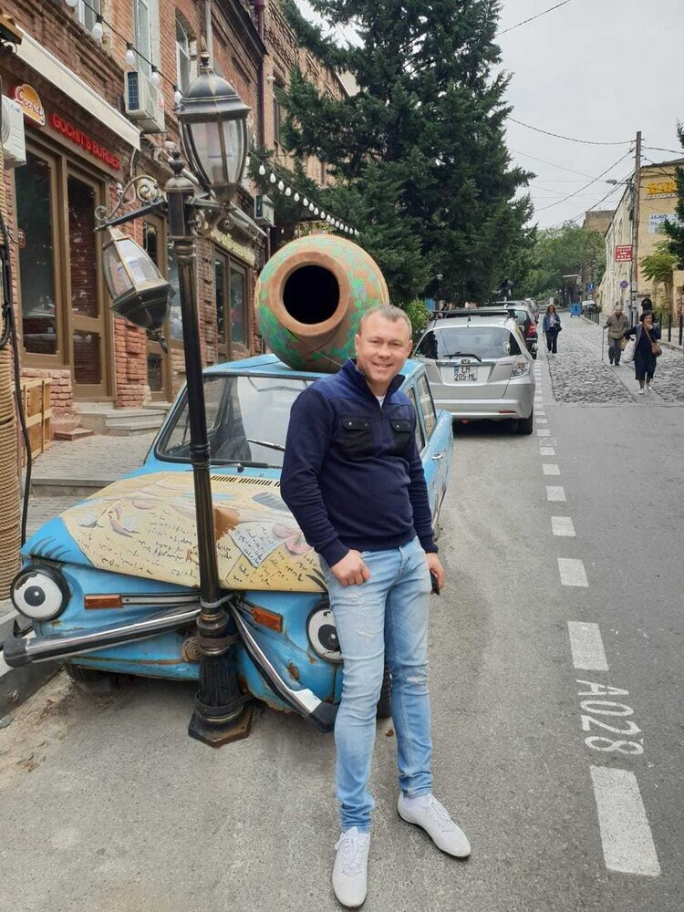  ,   Sergej, 46 ,   ,   , c 