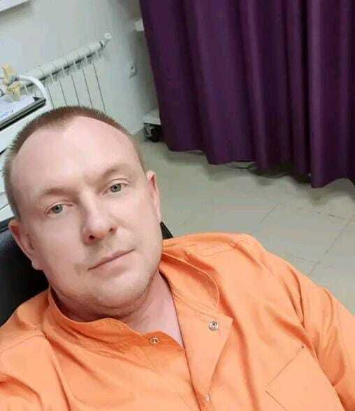  47912518  Charles, 60 ,    Frankfurt Am Main