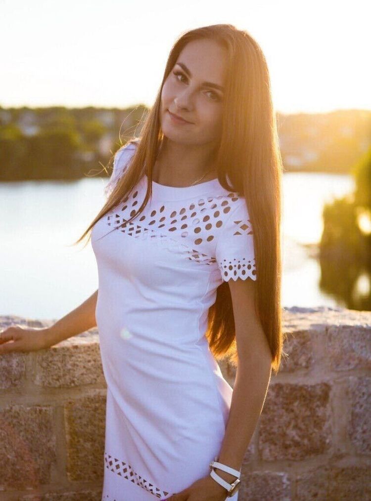  ,   Elena, 31 ,   ,   , c 