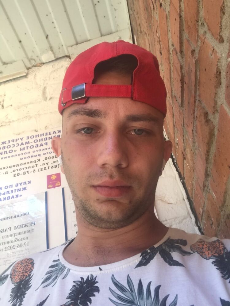  30523298  Sergey, 26 ,    