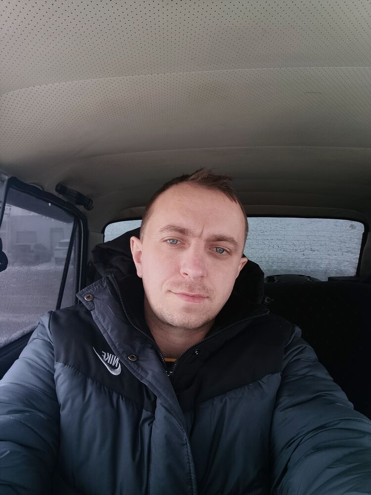  52338338  Evgeny, 31 ,    