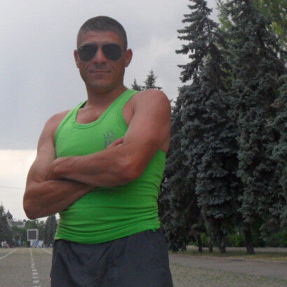  ,   Gennadiy, 43 ,   
