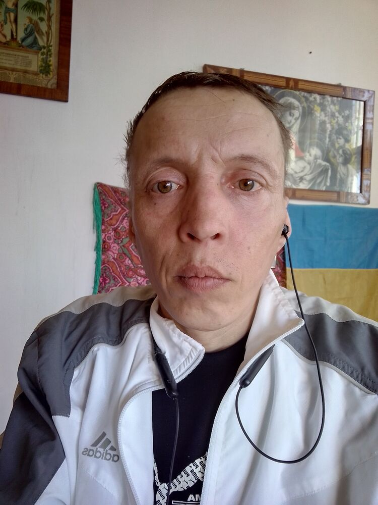  26222728  , 40 ,    