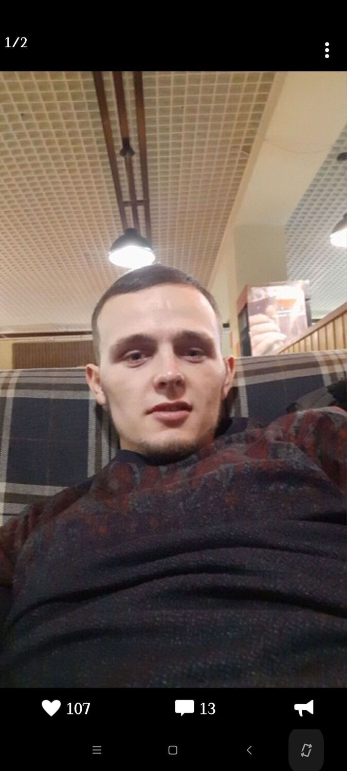  44139228  Slava, 26 ,    