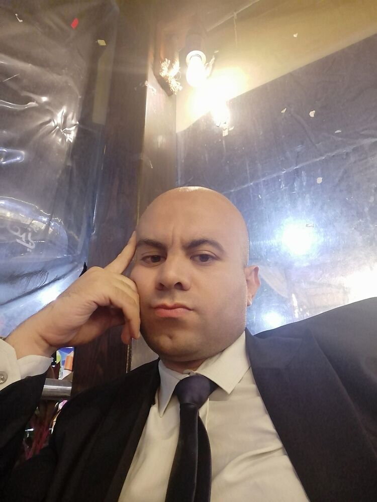  51798268  AMRO, 35 ,    