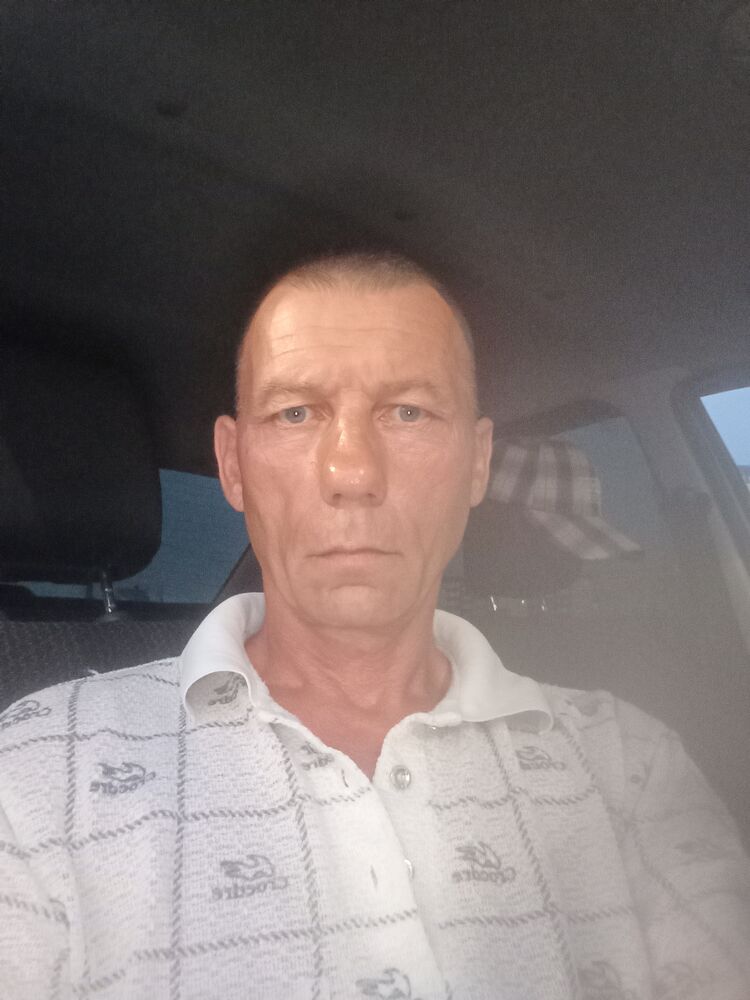  44393698  , 49 ,    