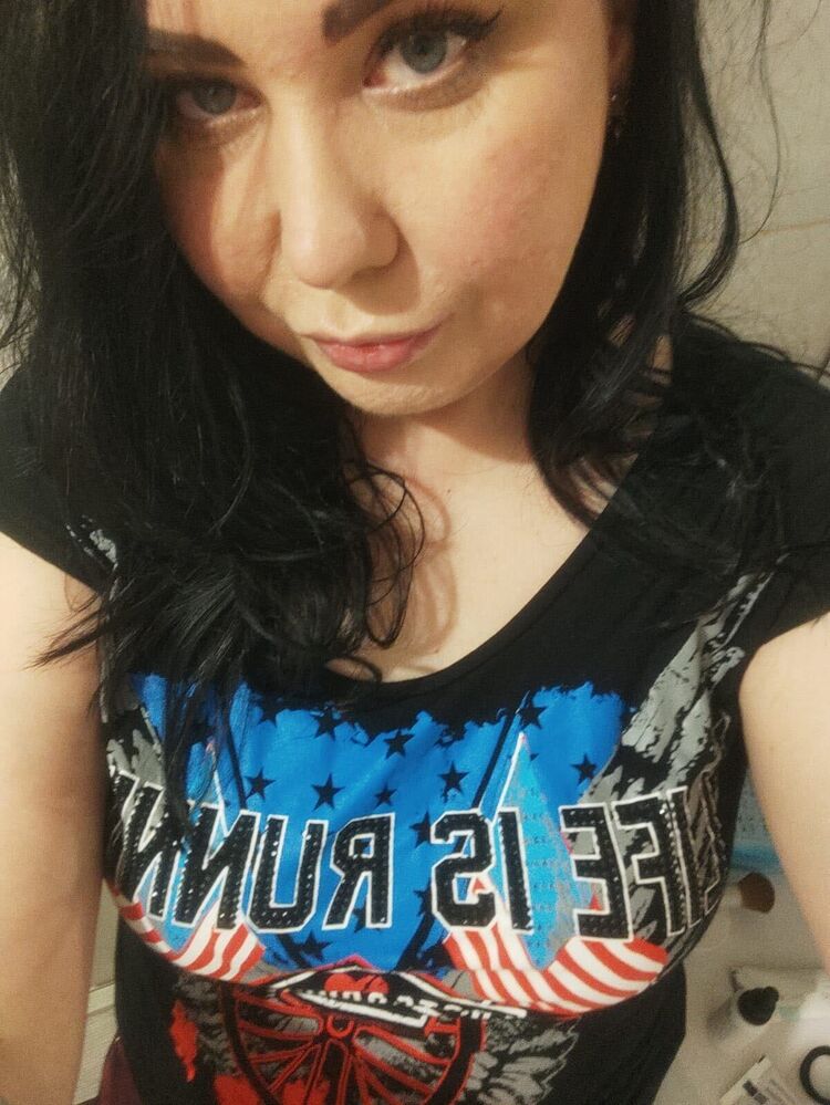  48100228  , 37 ,    