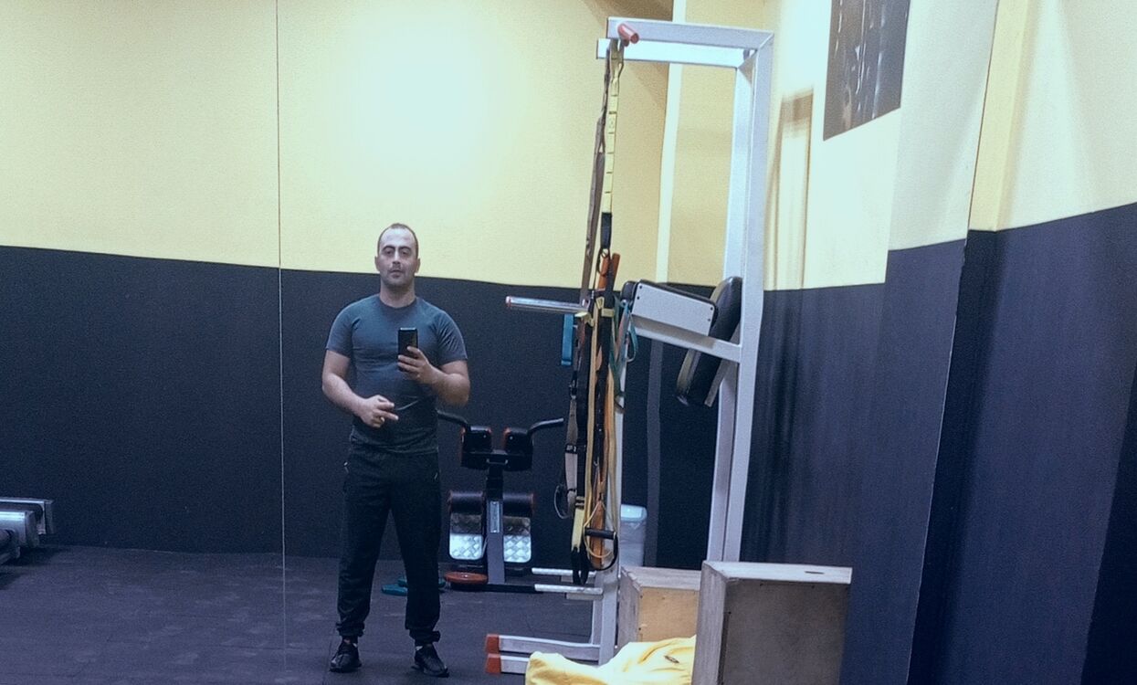  ,   Samvel, 27 ,   ,   