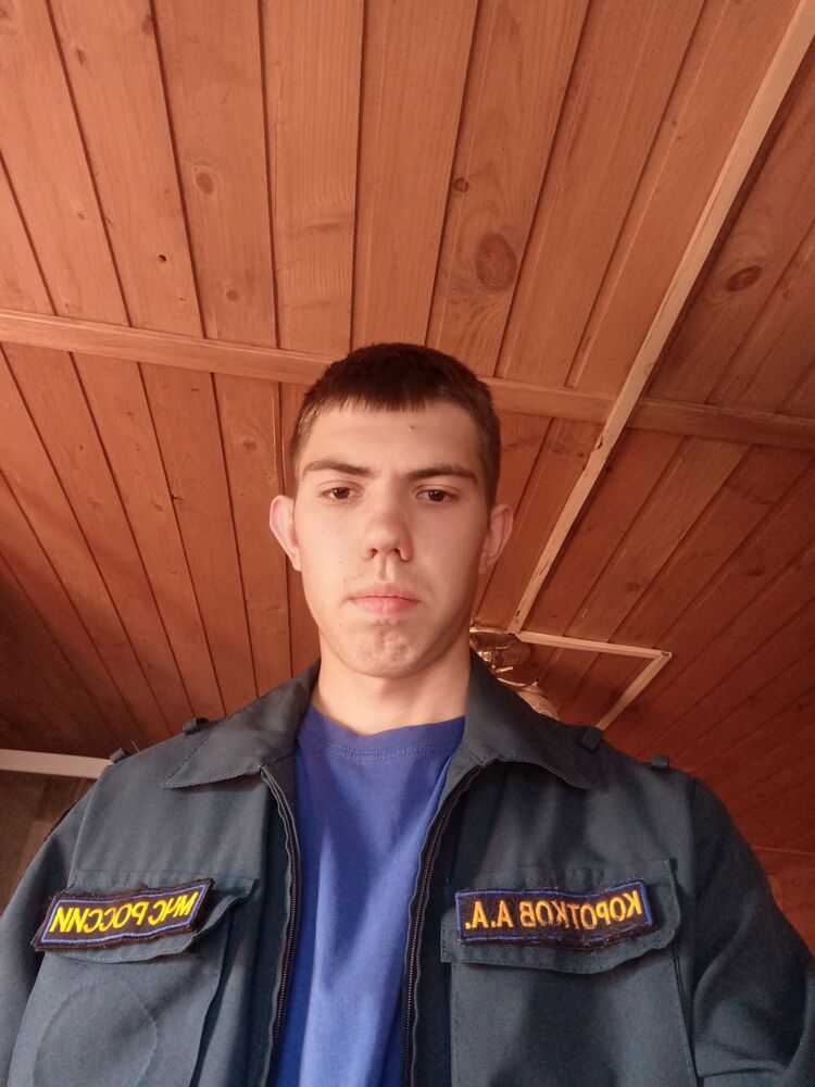  45998028  , 19 ,    