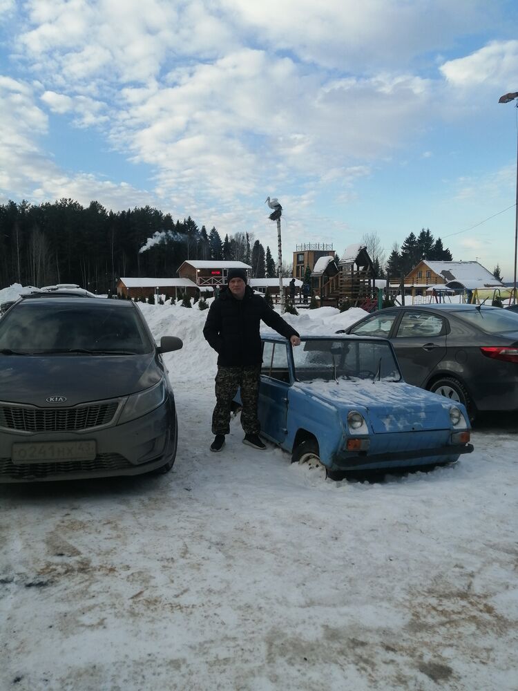  32087588  ALeksei, 44 ,    