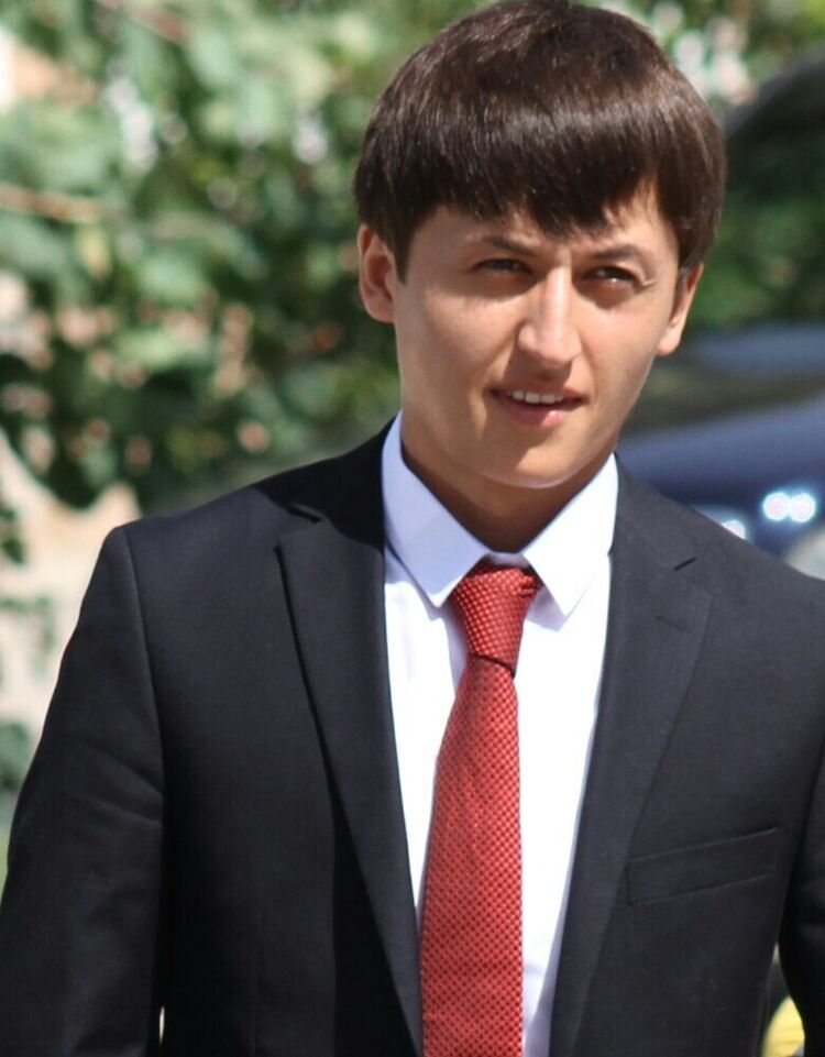  ,   Ali, 33 ,   ,   , c , 