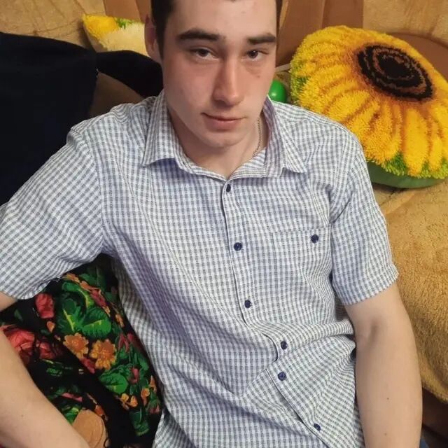  44285438  , 25 ,    
