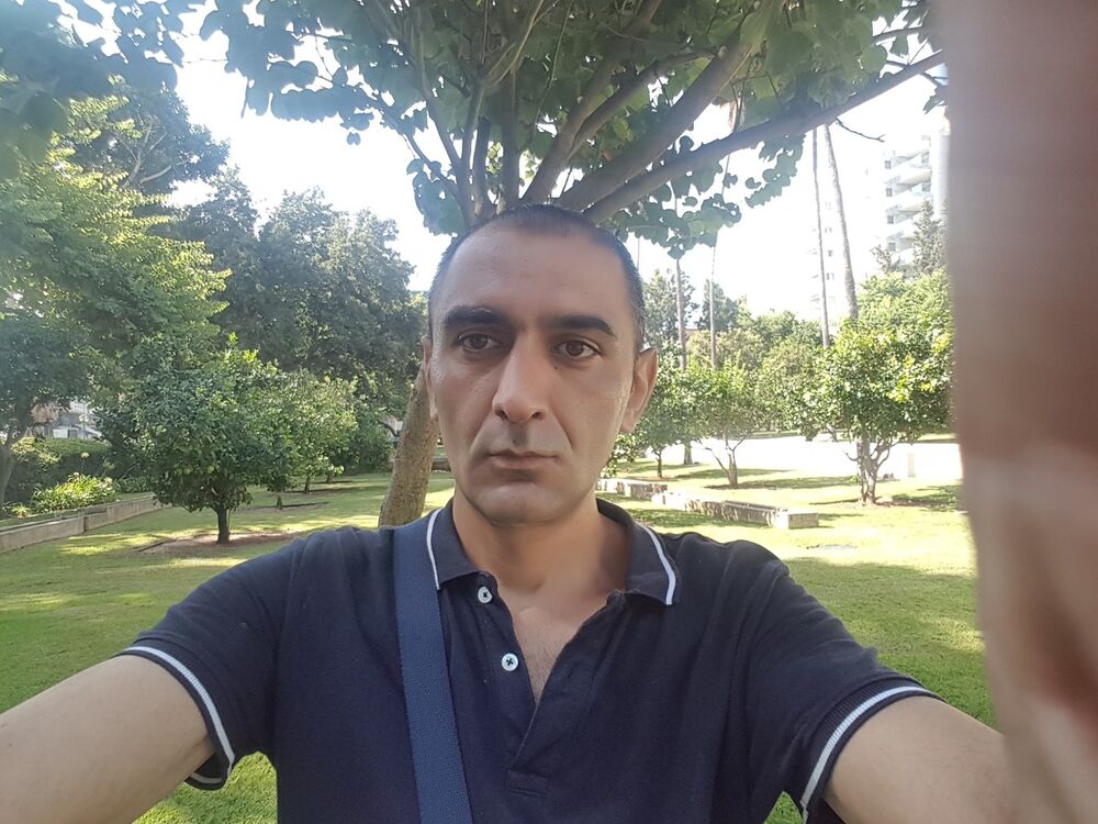  Holon,   , 43 ,   