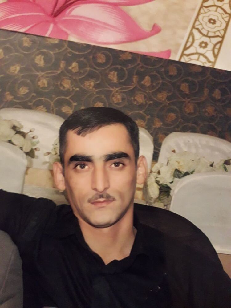  19008938  Ramin, 47 ,    