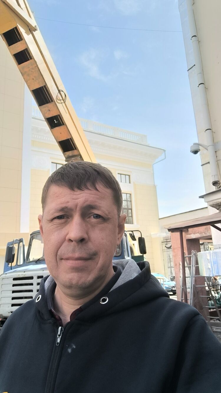  45115638  , 48 ,    