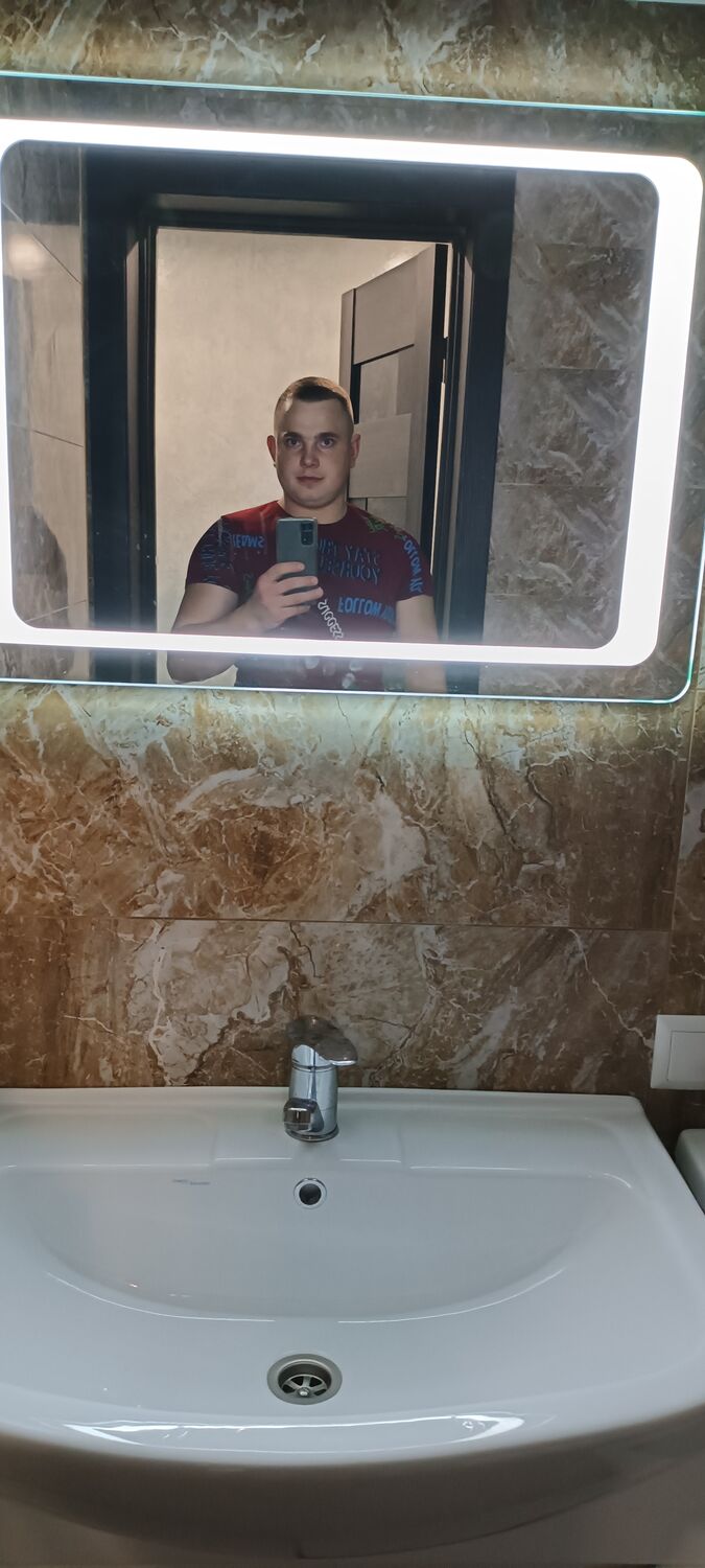  31816908  Vitalik, 29 ,    