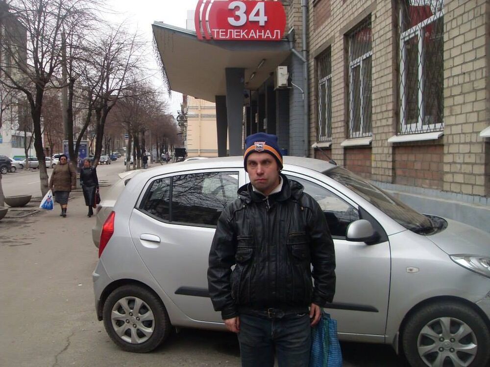  24826258  Aleksey, 42 ,    
