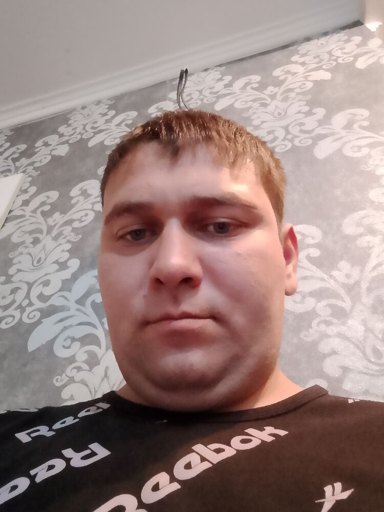  47719218  Alexander, 30 ,    
