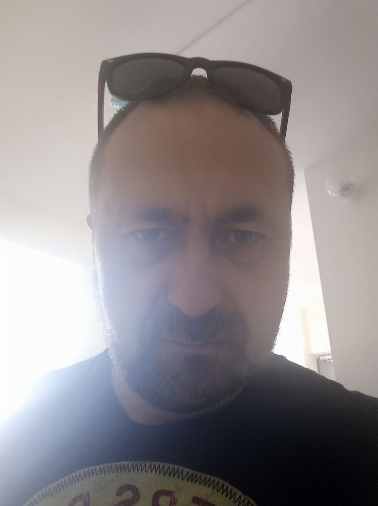  43596528  , 46 ,    