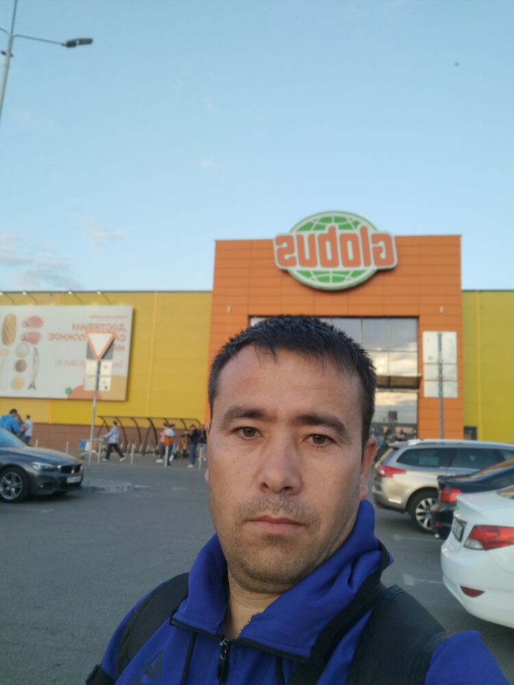  46969318  , 37 ,    