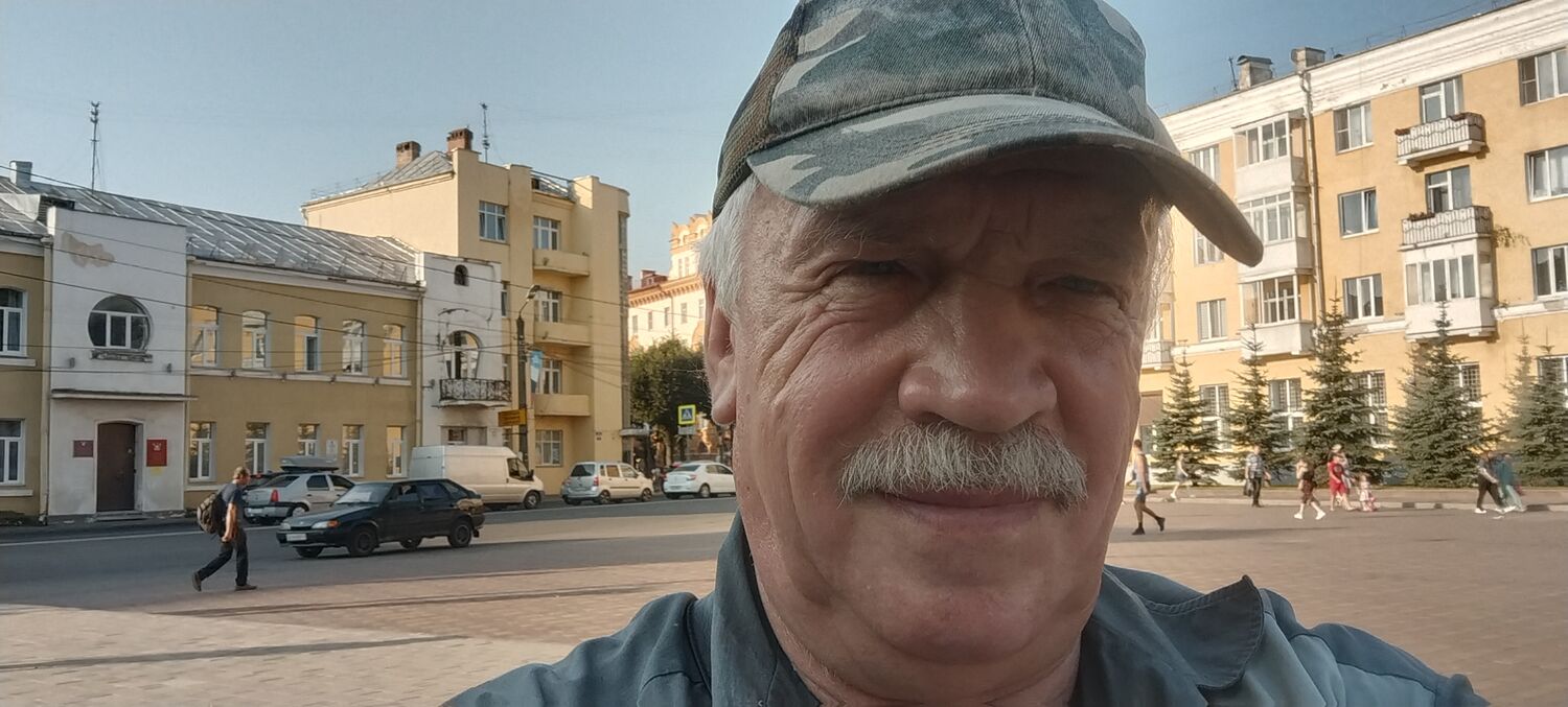  ,   Alex, 62 ,   c 