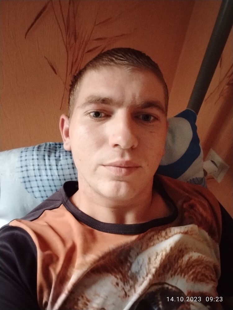  38534988  , 24 ,    