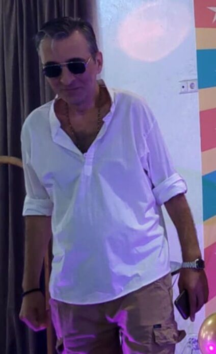  ,   Mixeil, 52 ,   , 