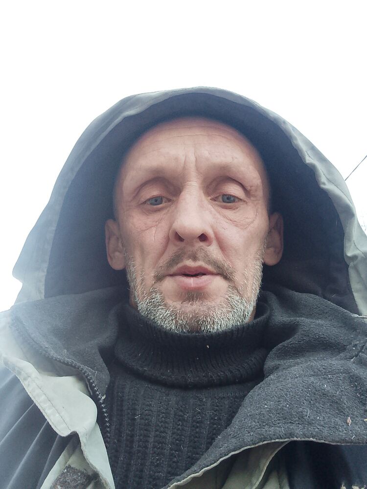  49242828  , 42 ,     