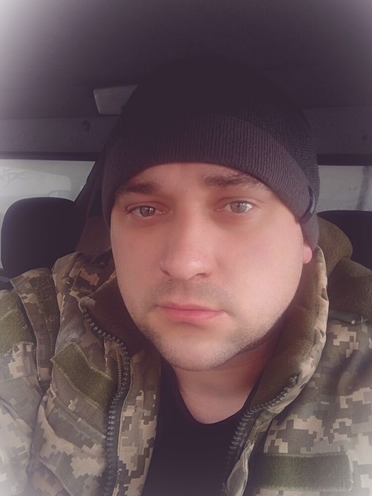  28762728  Andrey, 41 ,    