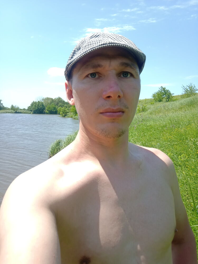  ,   Ivan, 38 ,   ,   