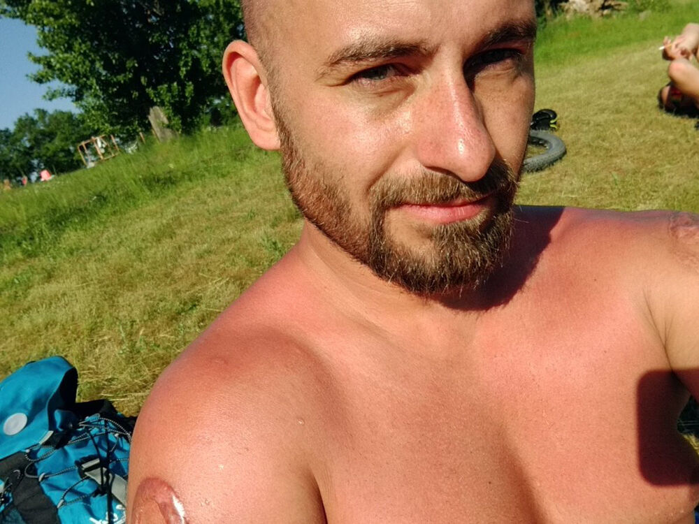  16065398  , 35 ,    