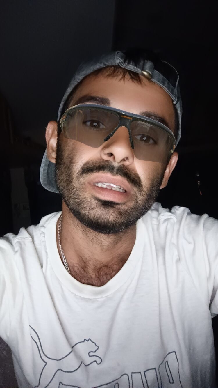  -,   Alex, 34 ,   ,   , c , 