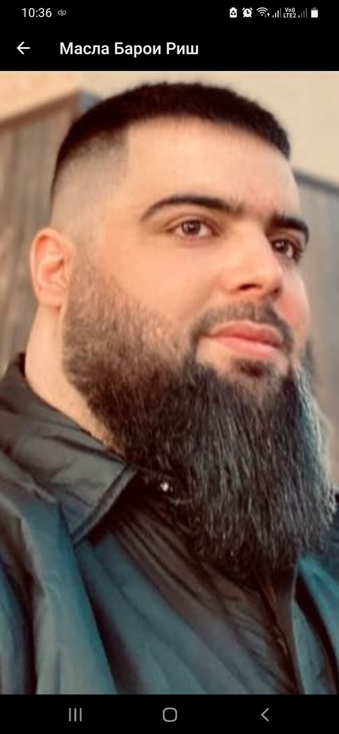  30207558  Amir, 43 ,    