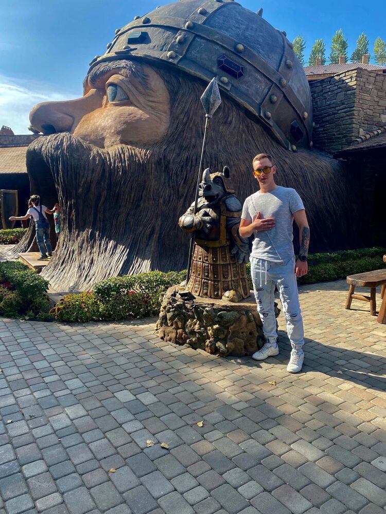  ,   Aleksandr, 28 ,   ,   , c , 