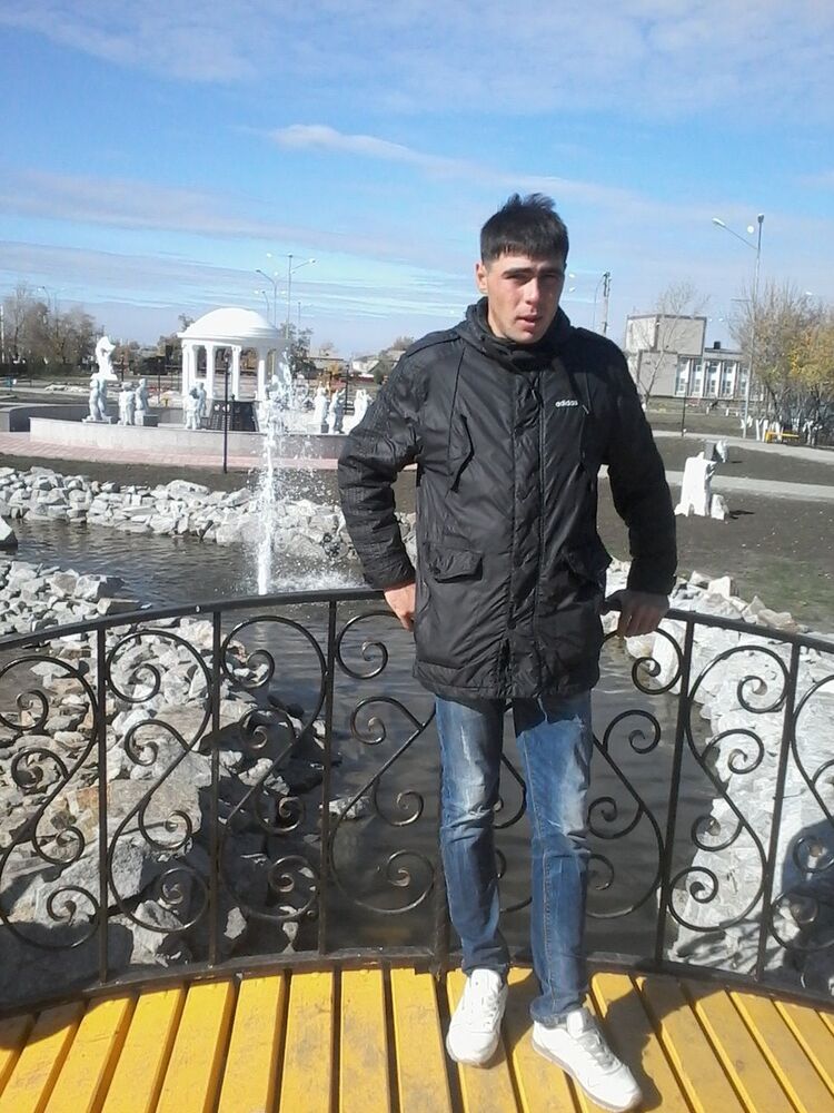  ,   Aleks, 35 ,   