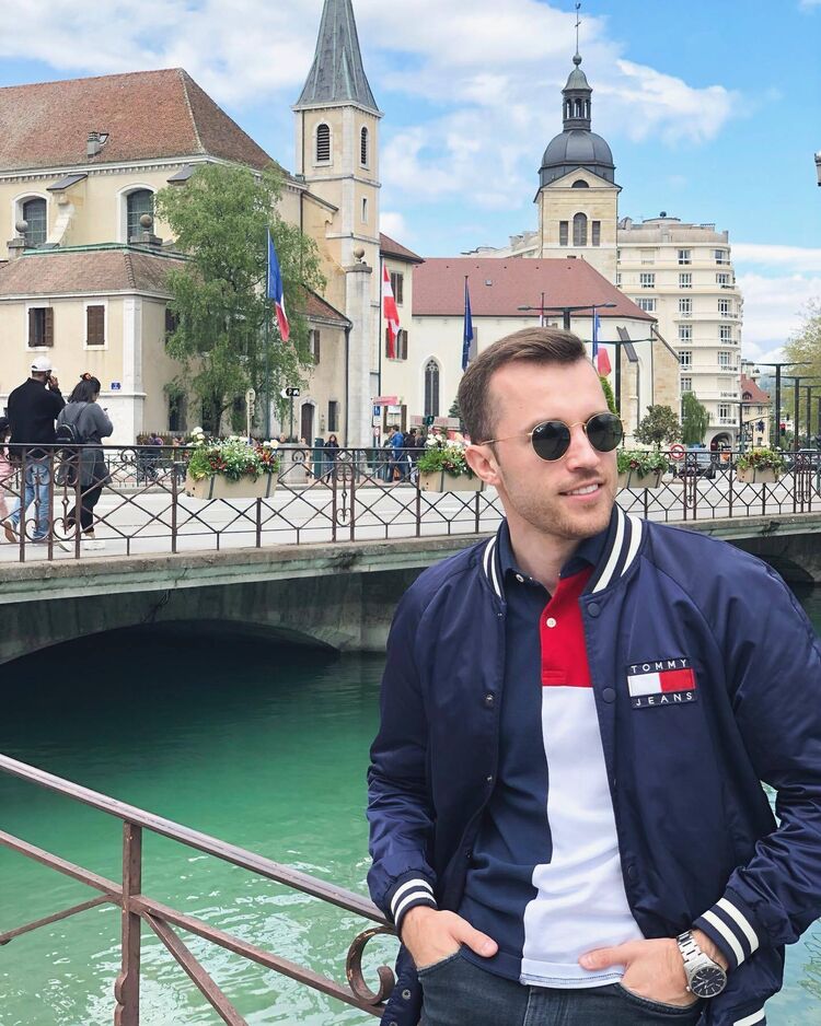 ���� 42545458 ������� ����, 37 ���, ���� ���������� � ����