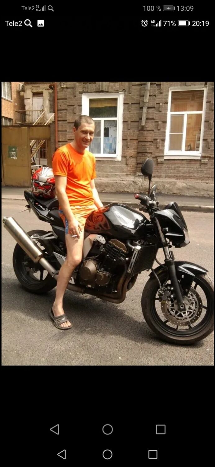  42056608  , 51 ,    --