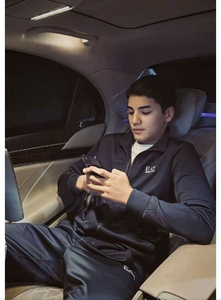  54047038  Maga, 35 ,    