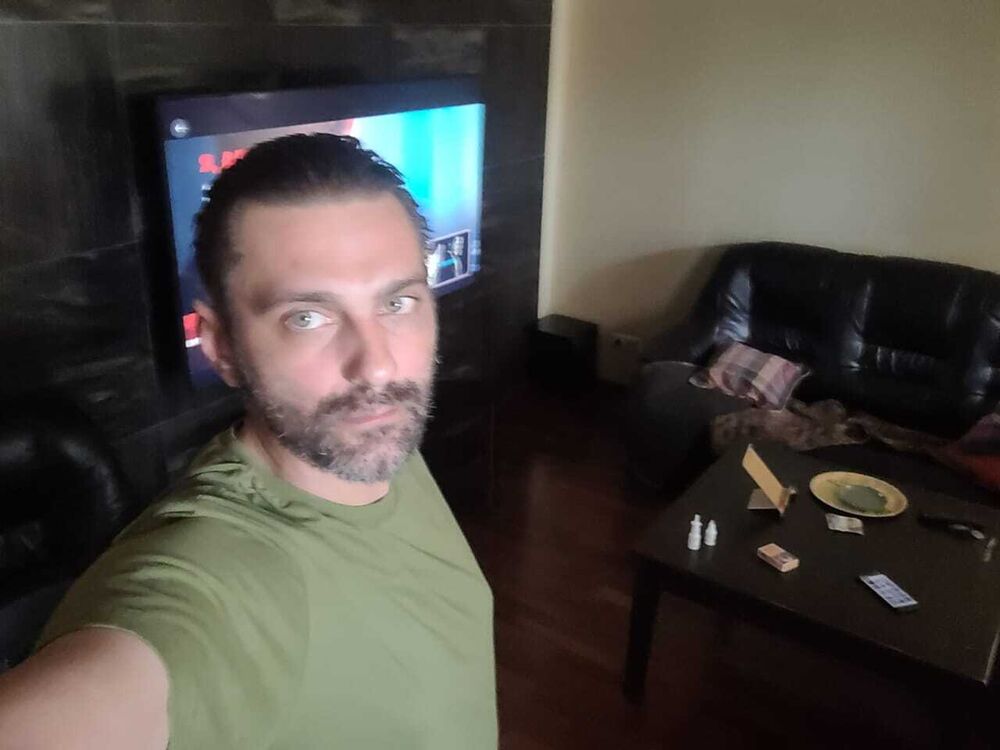  37056868  , 41 ,    --