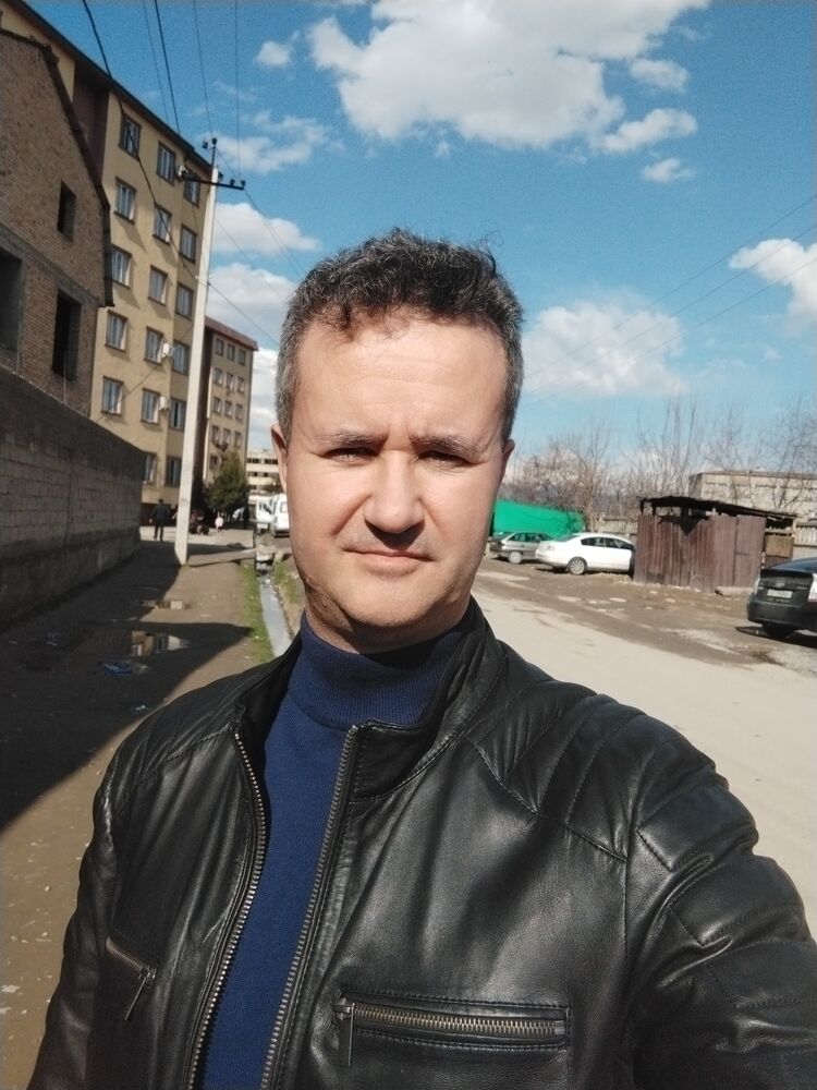  42807168  , 37 ,    