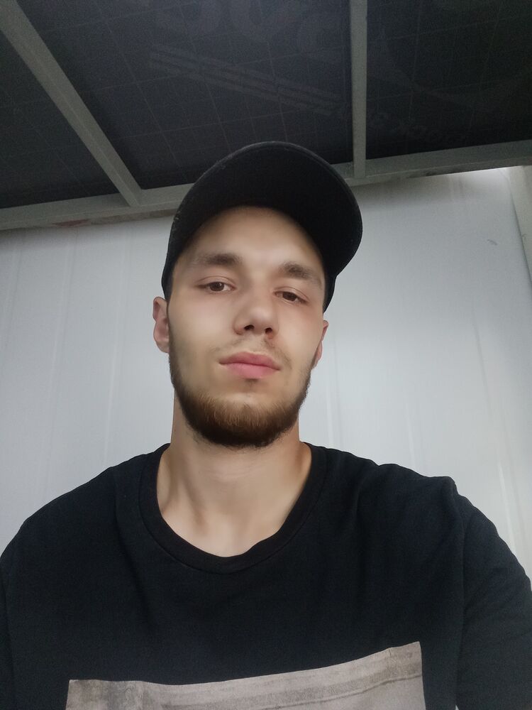  ,   Artem, 22 ,   ,   