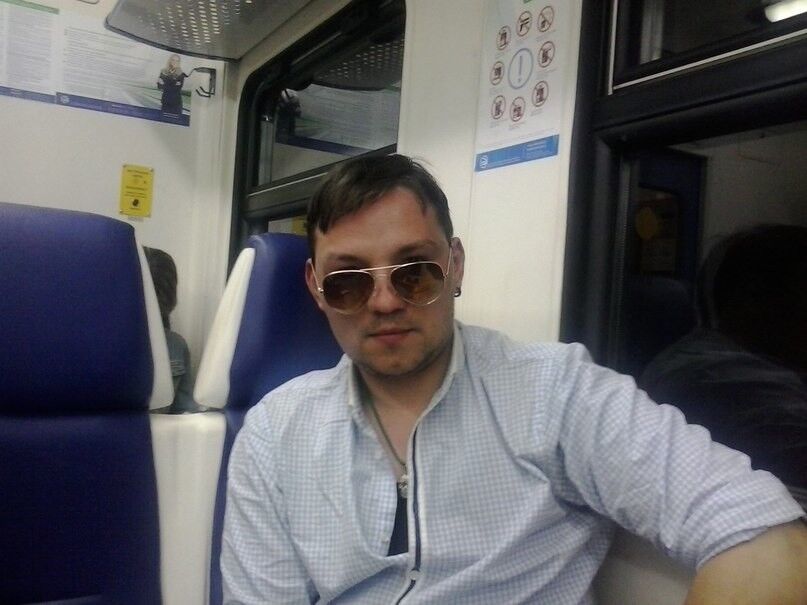  7012008  Anton, 38 ,    