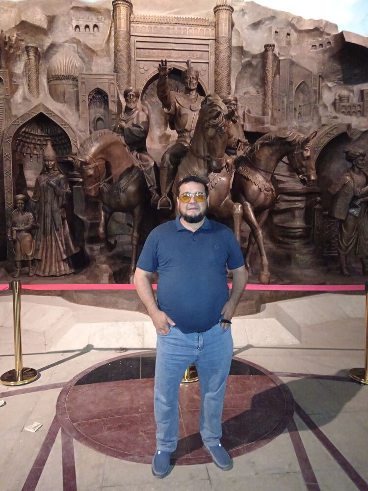  ,   Rustam, 48 ,   ,   
