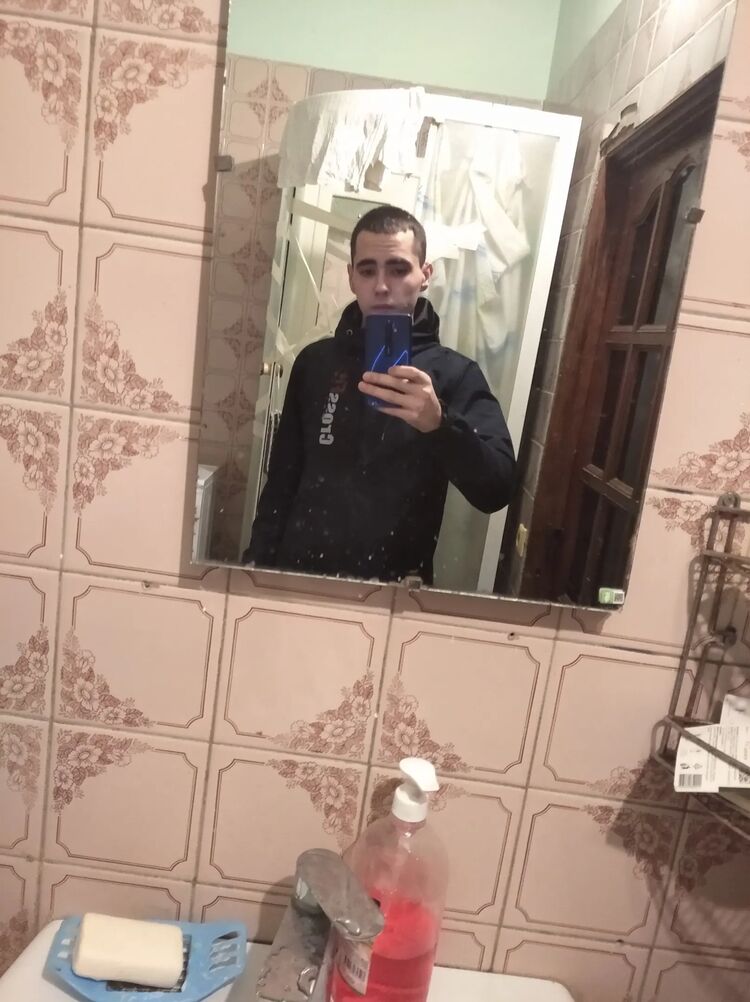  42504248  , 21 ,    