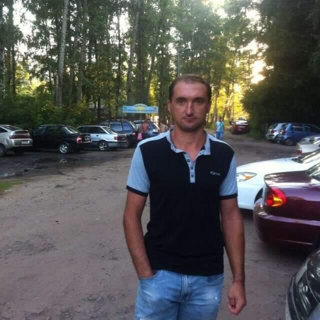  46837388  , 42 ,    