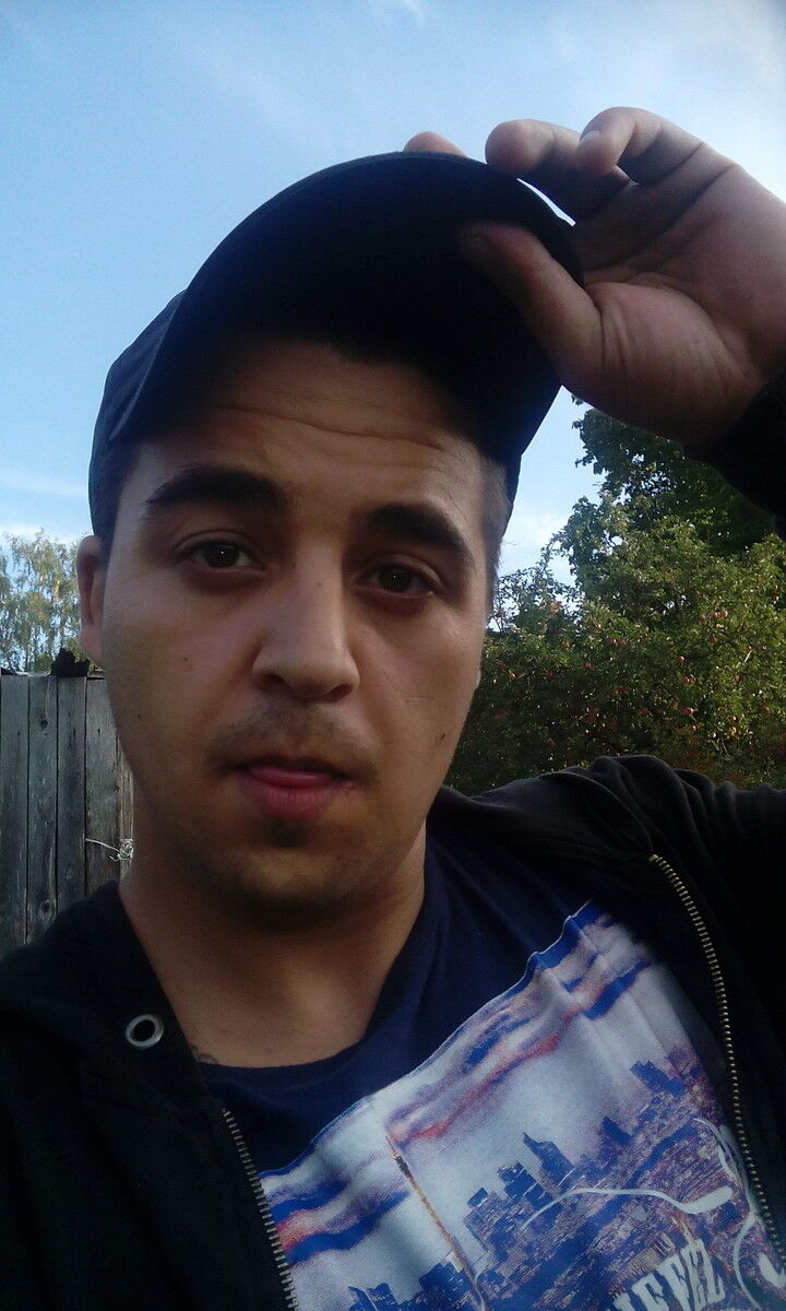  13423818  Janka, 31 ,    