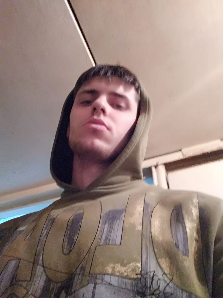  11913348  Daniel, 35 ,    